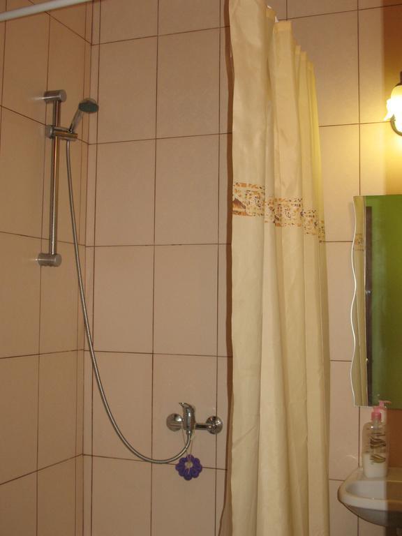 Apartmán Flat On Sheptytskykh Lvov Exteriér fotografie