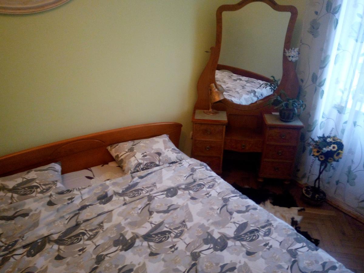 Apartmán Flat On Sheptytskykh Lvov Exteriér fotografie