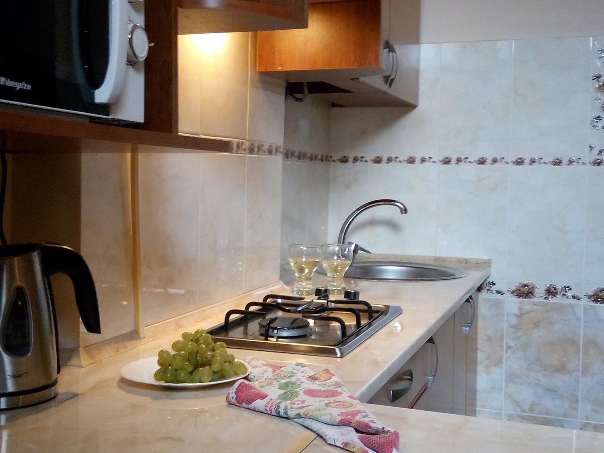 Apartmán Flat On Sheptytskykh Lvov Exteriér fotografie