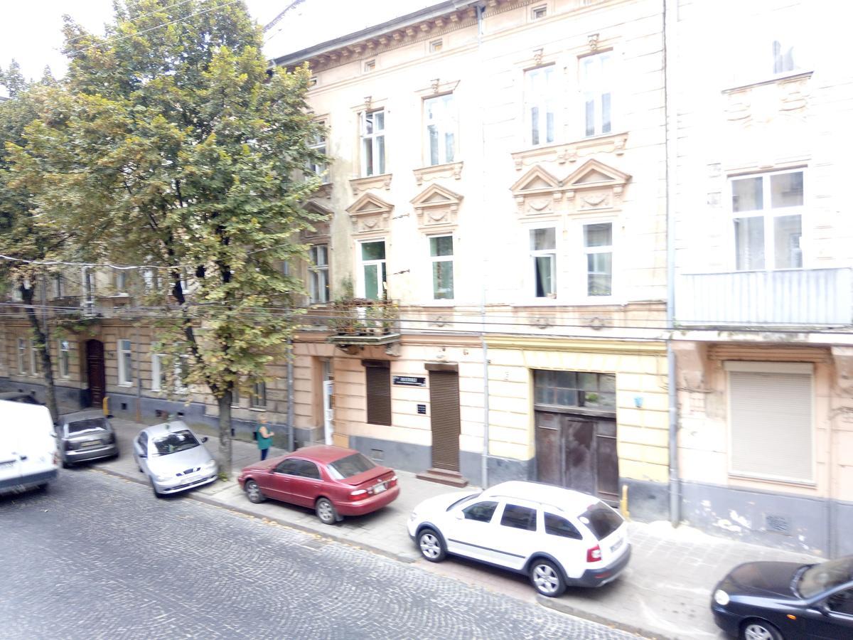 Apartmán Flat On Sheptytskykh Lvov Exteriér fotografie